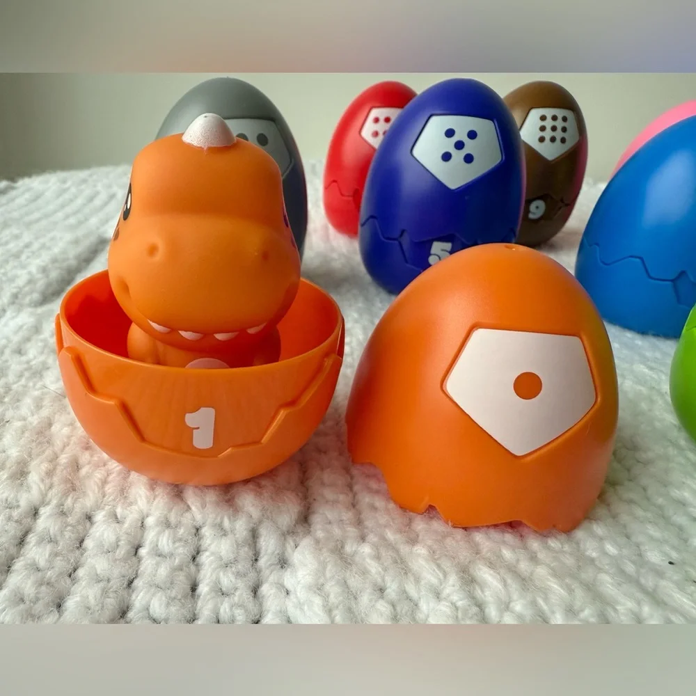 Dinosaur Counting Eggs